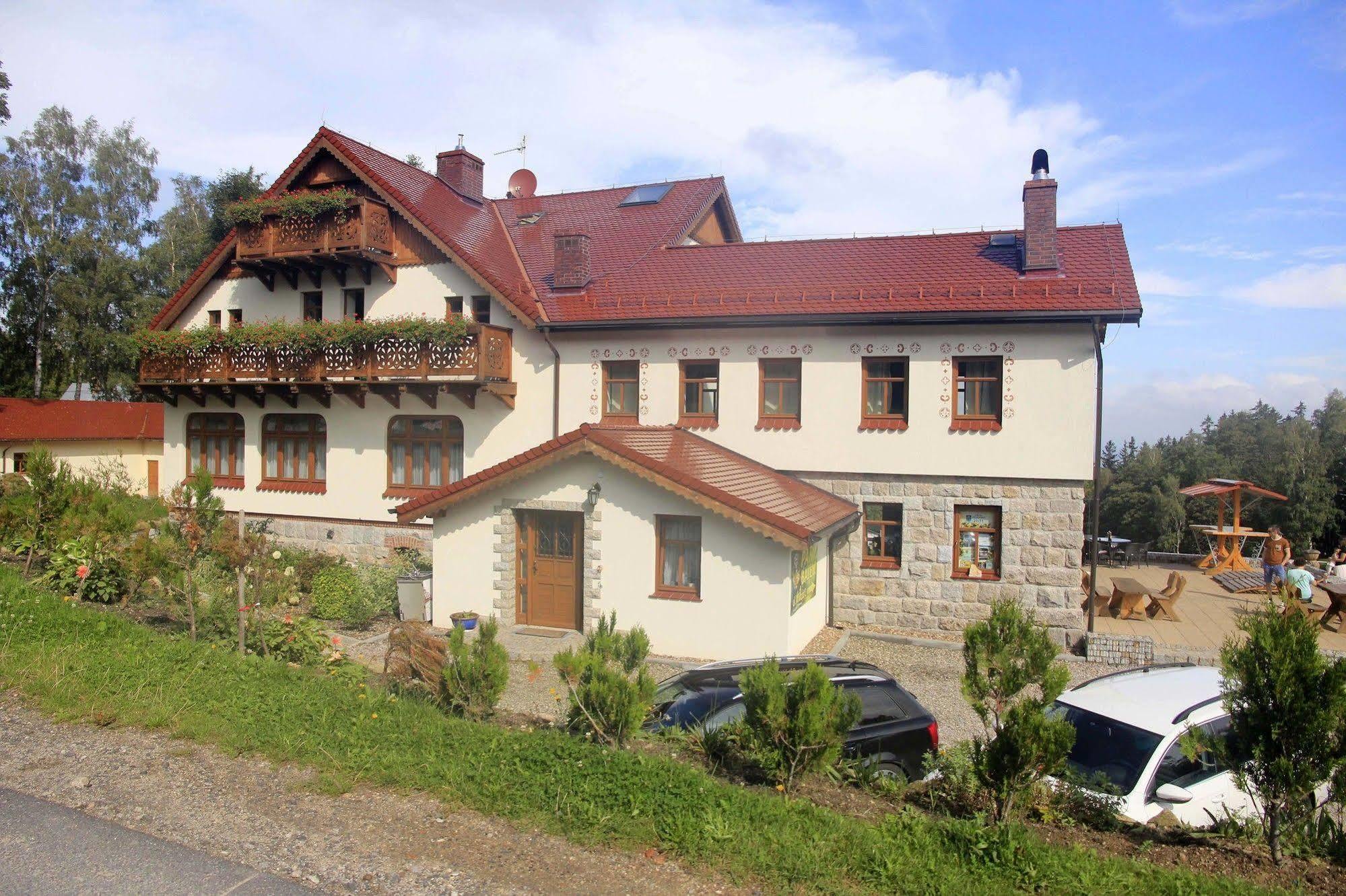 Przystanek Bavaria - Sauny, Parking Oraz Wstep Do Parku Bajek W Cenie! Karpacz Exterior foto